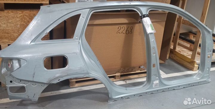 Боковина кузова Mercedes GLC 253 наружная правая