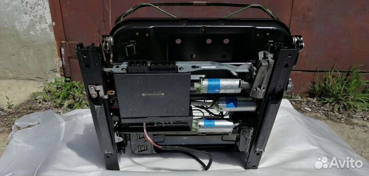 Мерседес бенц W220