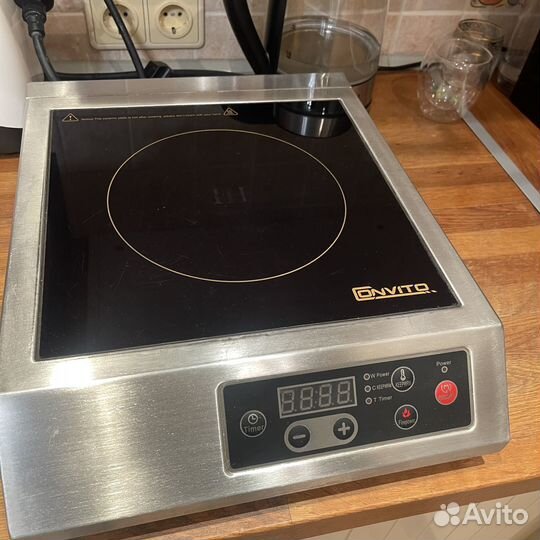 Индукционная плита Convito Q1 идеальное сост