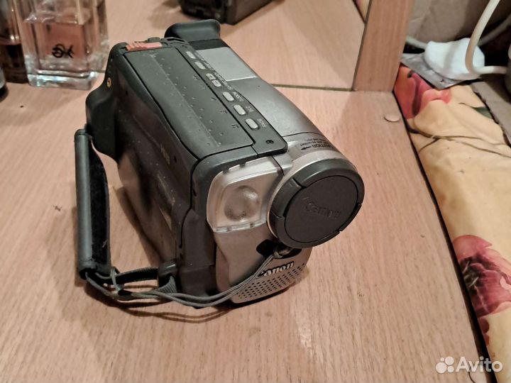 Видеокамера canon es8200va