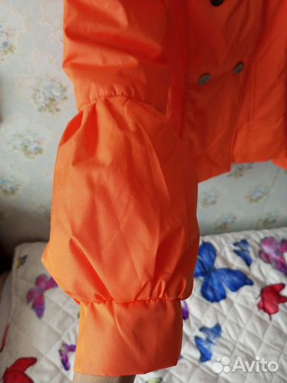 Ветровка женская 46р