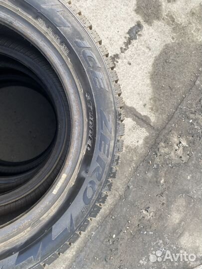 Pirelli Ice Zero 205/55 R17