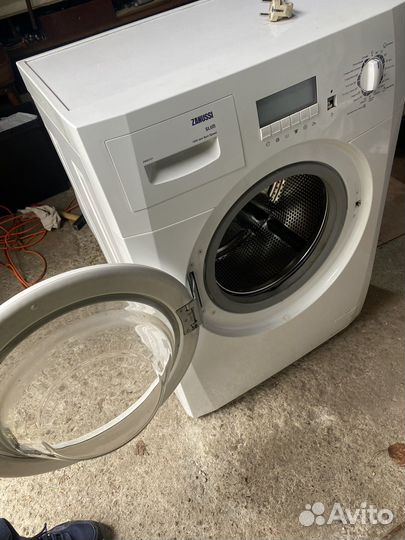 Стиральная машина zanussi