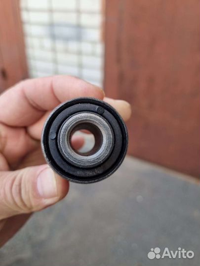 Болт эксцентриковый