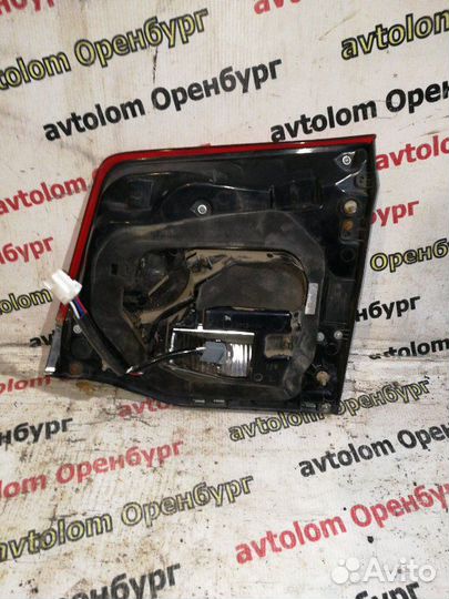 Фонарь левый Toyota Land Cruiser 200 2016