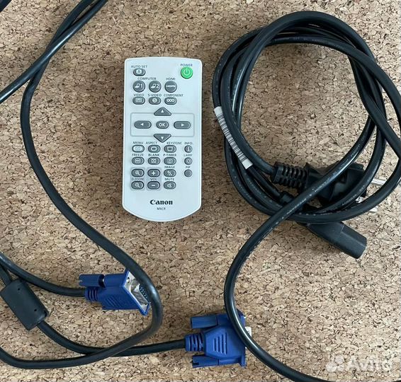 Проектор Canon LV-8320