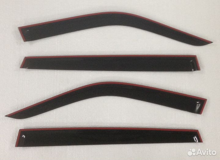 Дефлектор двери LADA Priora универсал