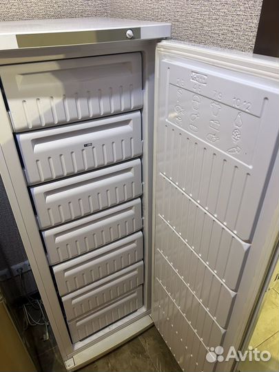 Морозильная камера indesit