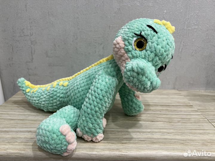 Вязаный крокодил ручная работа