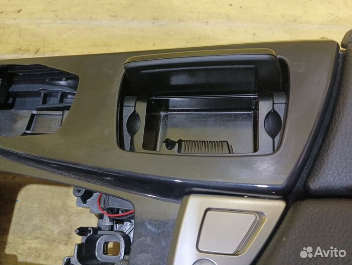 Консоль центральная BMW 5-serie F10 F11 2009-2016
