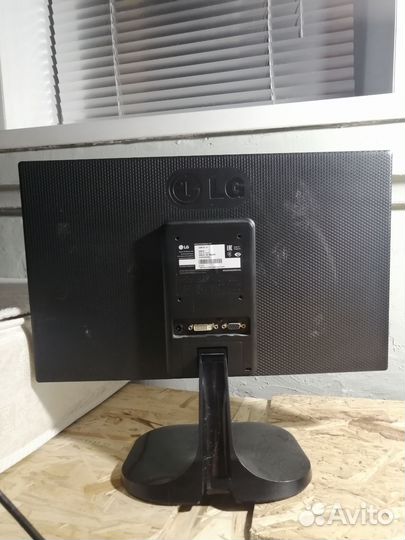 Монитор lg 20m47d