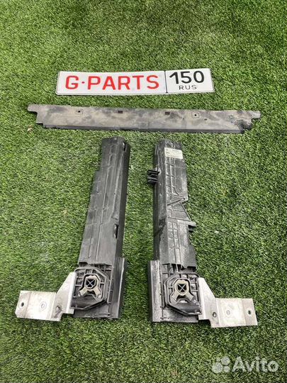 Пластик кассеты радиаторов Bmw 1 F20 N13B16 2012