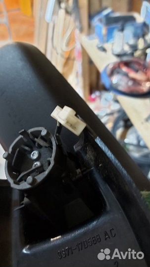 Салонное зеркало с автозатемнением Форд фокус 2