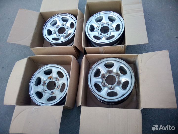 Диски nissan R15; pcd 6x139.7; ET30; dia100.1