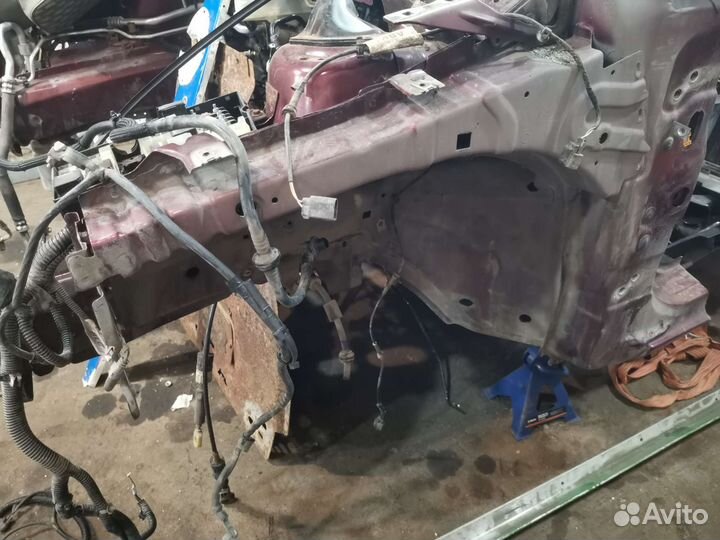 Лонжероны (четверть) передние Ford Focus 2