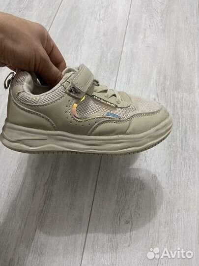 Кроссовки для девочки 29 размер