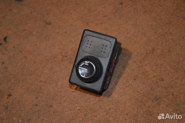 Регулятор зеркал Нисан премьера p12