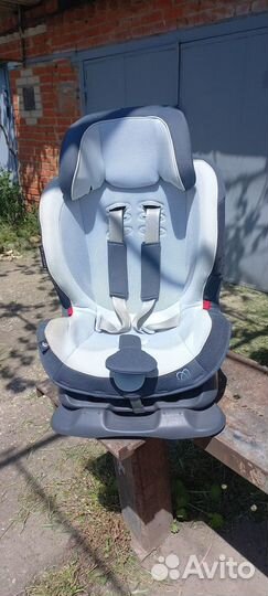 Детское автокресло carмate Swing Moon