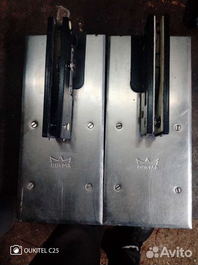 Напольный Доводчик дверей Dorma BTS 65