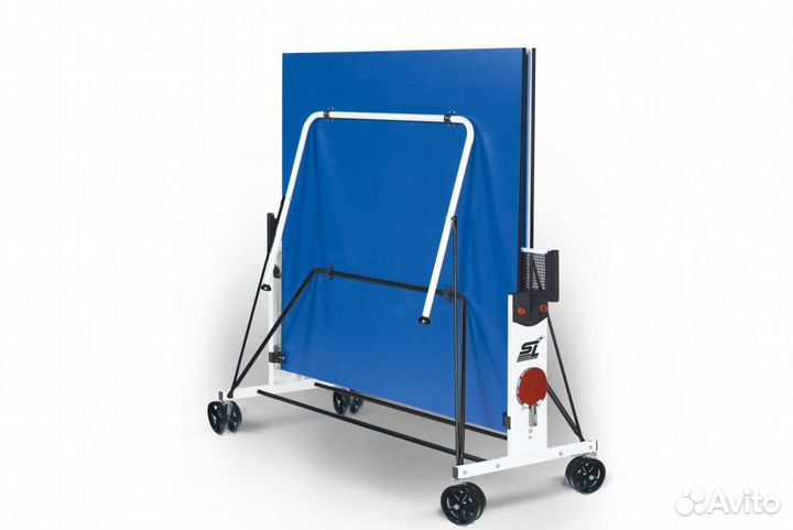 Теннисный стол