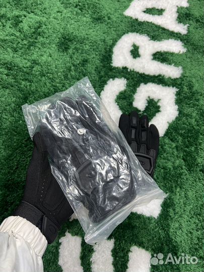 Перчатки Oakley