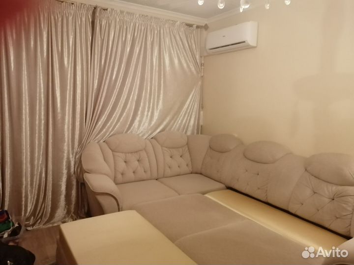 Угловой диван