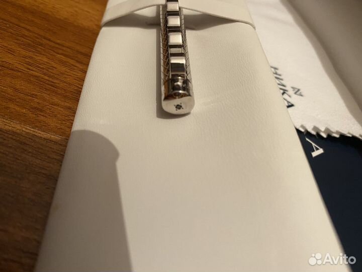 Ручка из серебра Ника