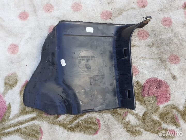 Обшивка стойки передней справа Мерседес W140