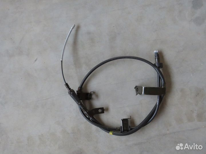 Трос стояночного тормоза правый Hyundai/KIA PTB309