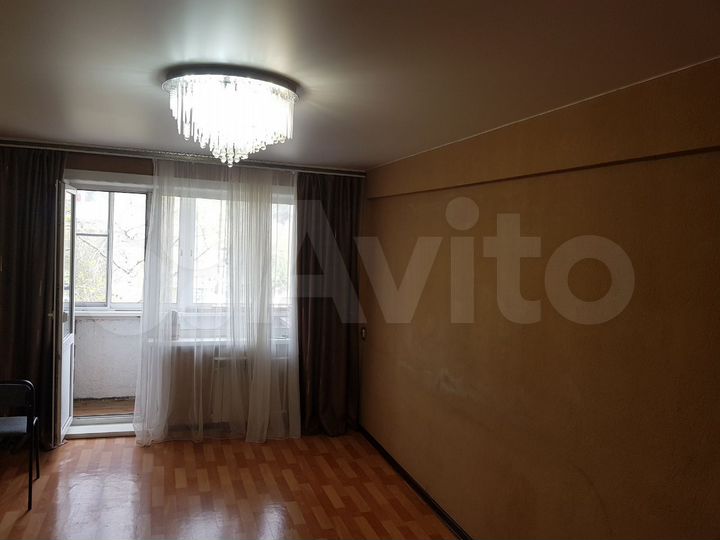 3-к. квартира, 60 м², 4/5 эт.