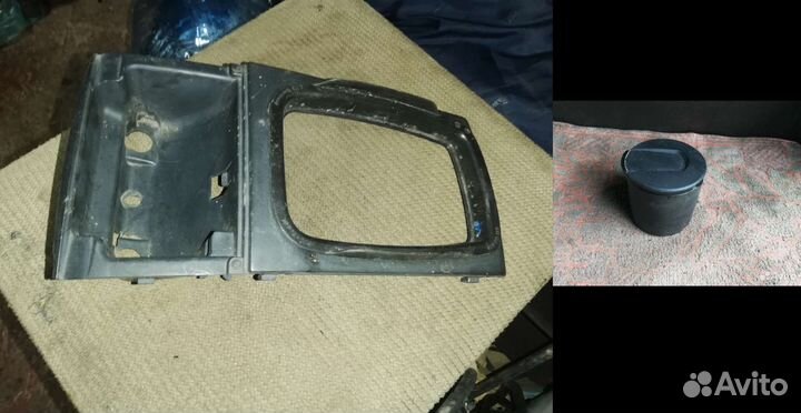 Пепельница накладка Шкода Рапид