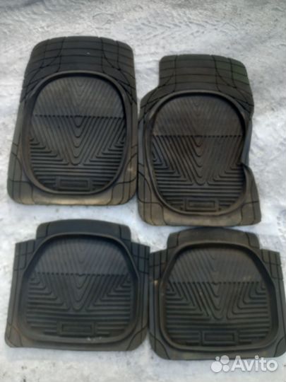 Продам мухобойку и ковры