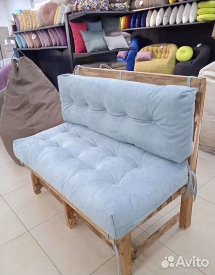 Подушки для садовой мебели и качелей