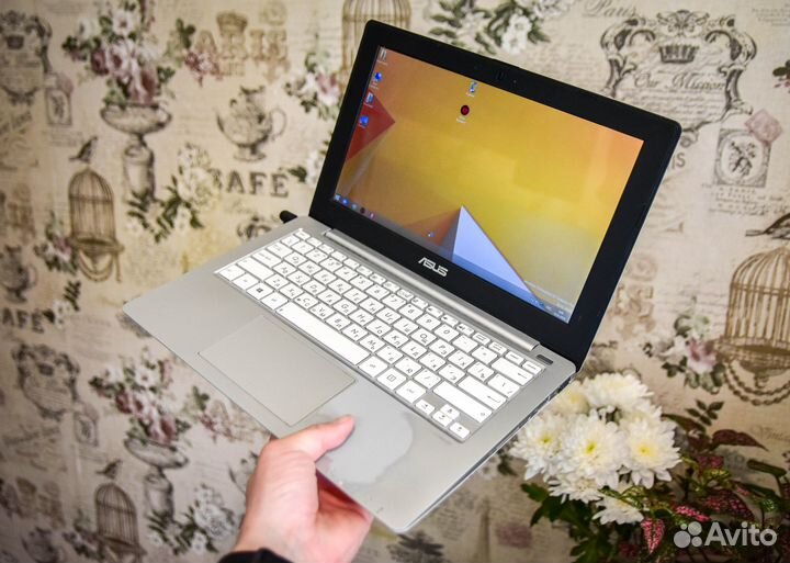 Стильный ультрабук \ ноутбук asus