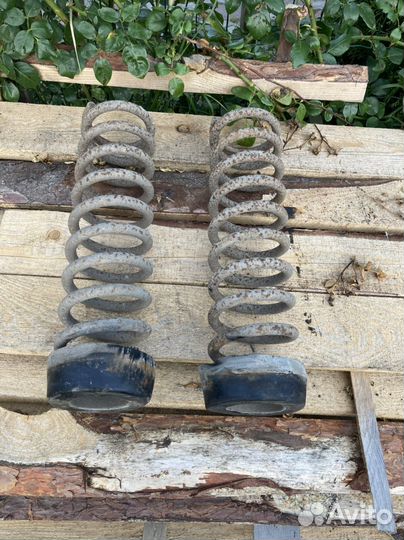 Пружины Мерседес 190, 124