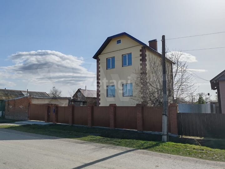 Дом 136 м² на участке 17,4 сот.