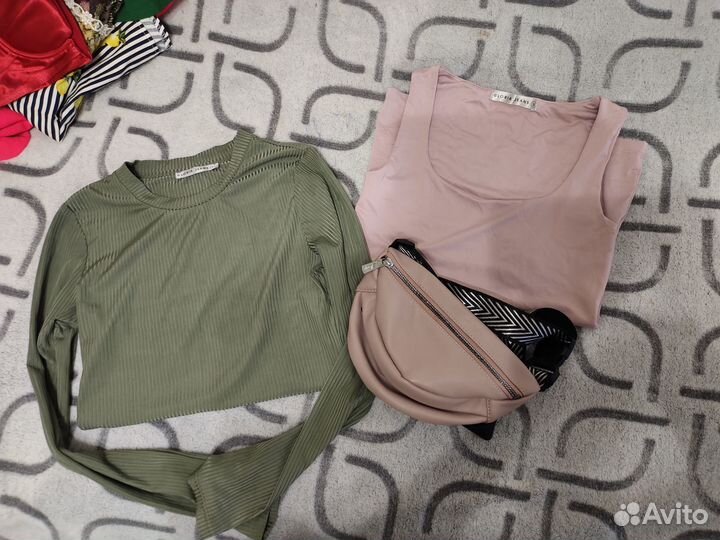 Пакет женских вещей 42-44