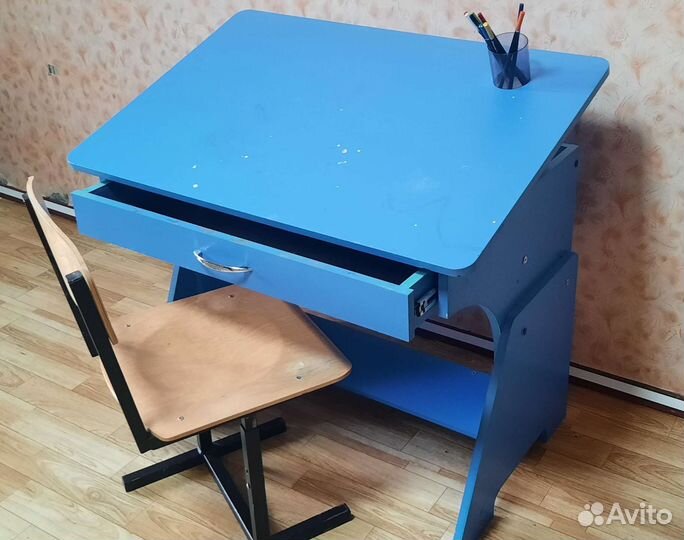 Стол школьника