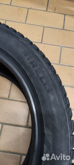 Pirelli Scorpion Ice Zero 2 285/45 R22