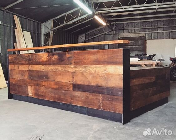 Стойка ресепшн Лофт