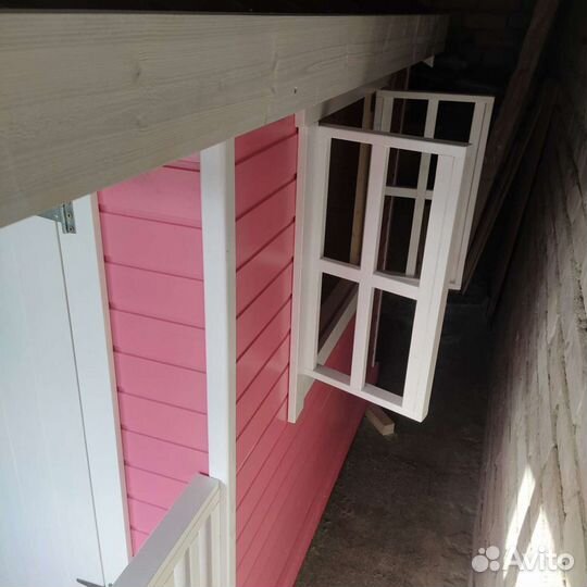 Детский игровой домик из дерева