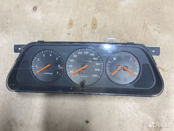 Щиток приборов Daewoo Espero