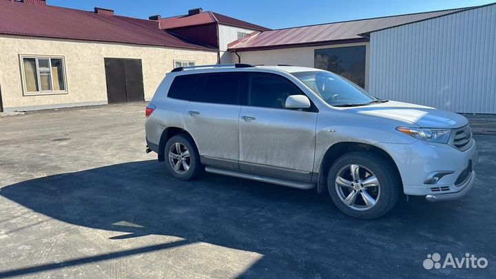 Toyota Highlander 3.5 AT, 2011, 400 000 км
