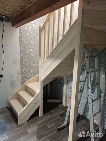 Лестница из сосны на 2этаж
