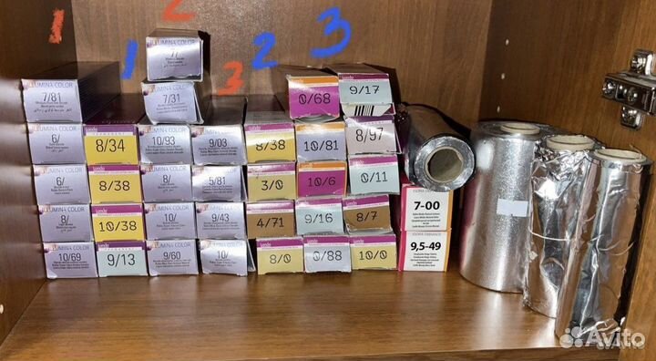 Постельное белье, фен, ваз, косметика, духи