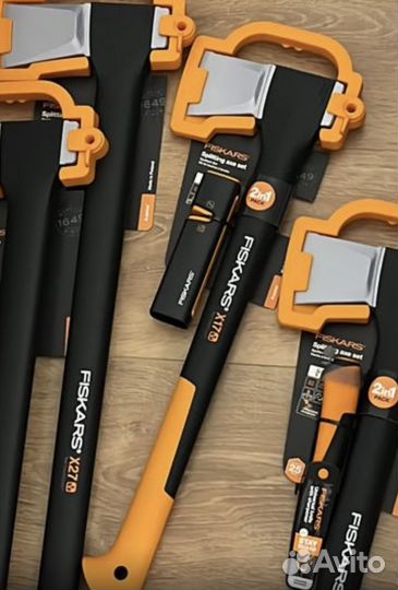 Топор fiskars x17