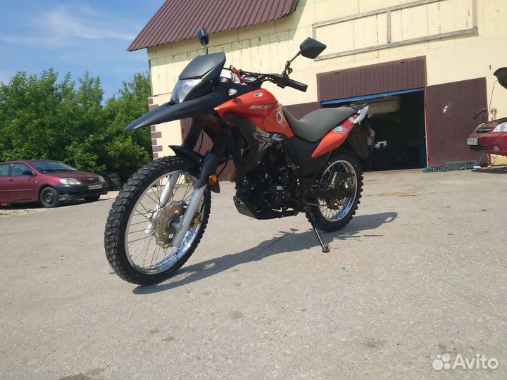 Мотоцикл рейсер 200cc
