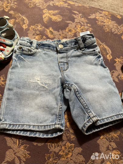 Джинсы на 3 -4 года, состояние отличное