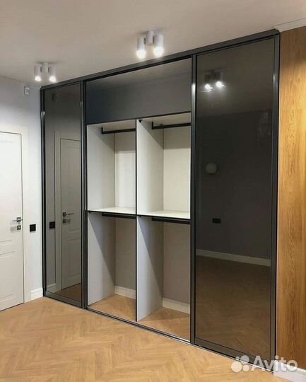 Многофункциональный шкаф купе