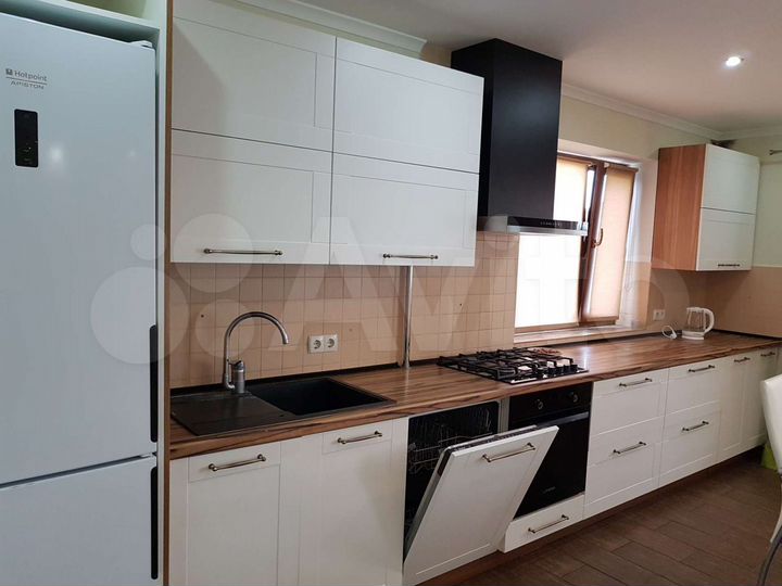 Дом 100 м² на участке 8 сот.